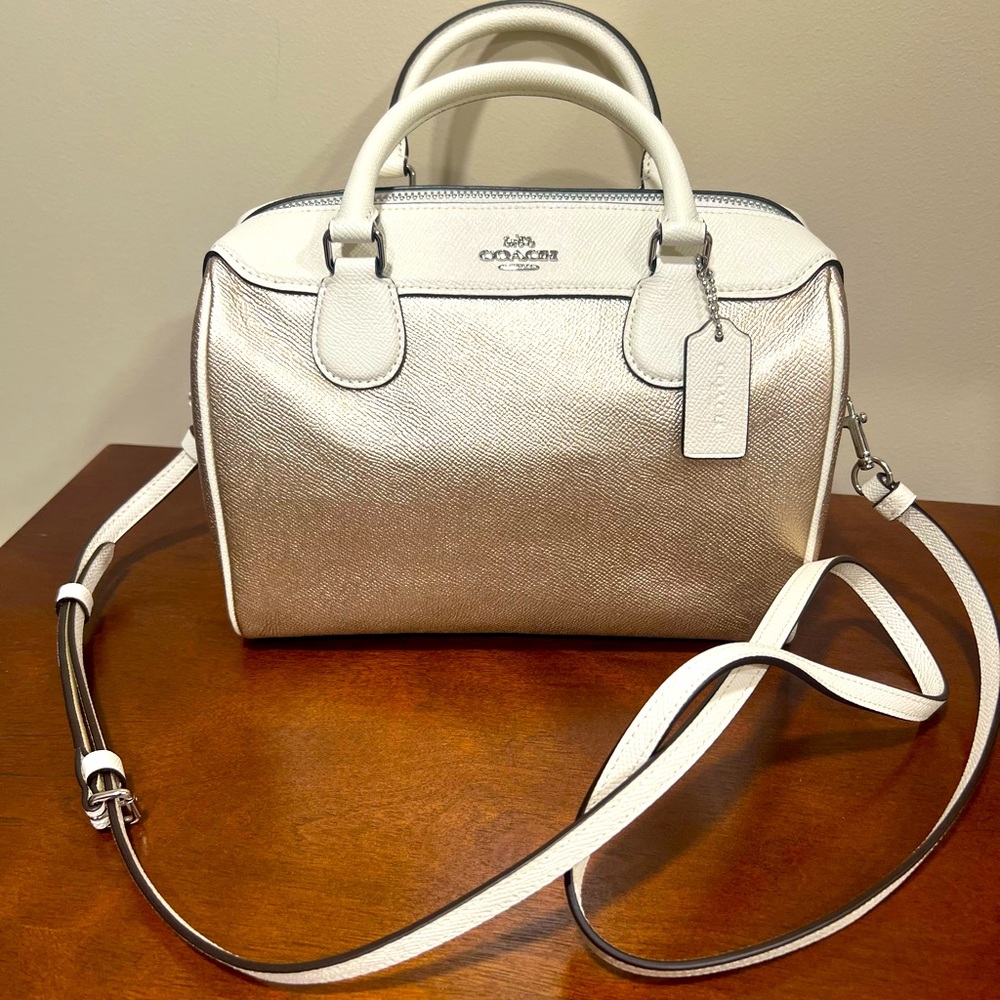 NWT Coach Bennett Metallic gold and chalk Satchel crossbody handbag. F66909